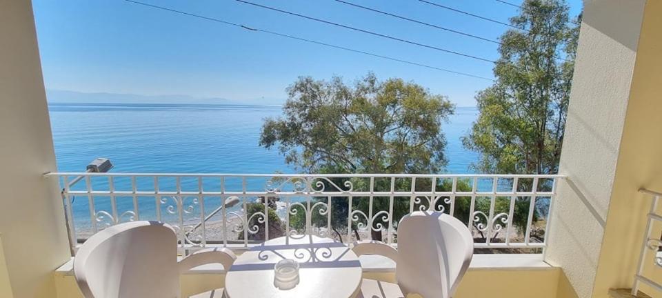 Ionian Mare Aparthotel Agios Ioannis Peristeron  Luaran gambar